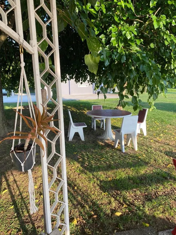 Bed and Breakfast Tra Campagna E Mare Lido delle Nazioni Bed & Breakfast