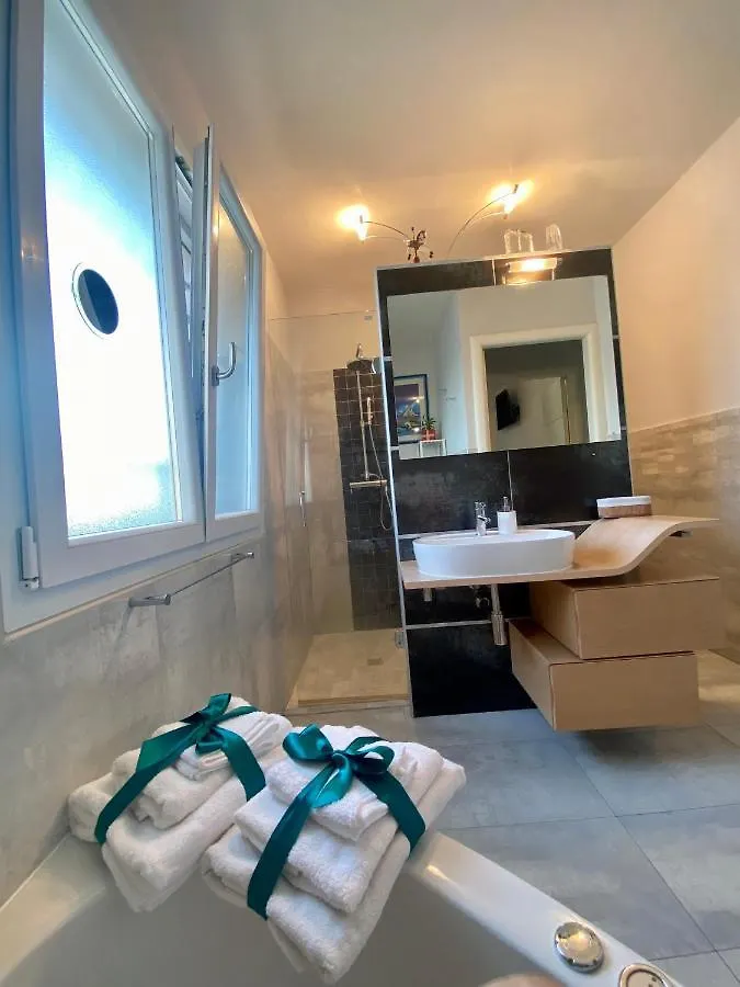 Tra Campagna E Mare Bed and Breakfast Lido delle Nazioni Bed & Breakfast
